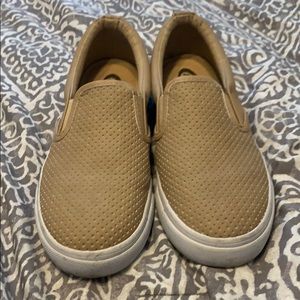 Soda Tan slip on sneakers